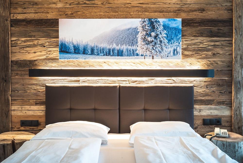 Hotel Sport & Wellness Falkenstein - Natural Swimming - Matrix Gym - Summercard Inklusive - Authentic Experience - Flying Wellness With Pool Kaprun