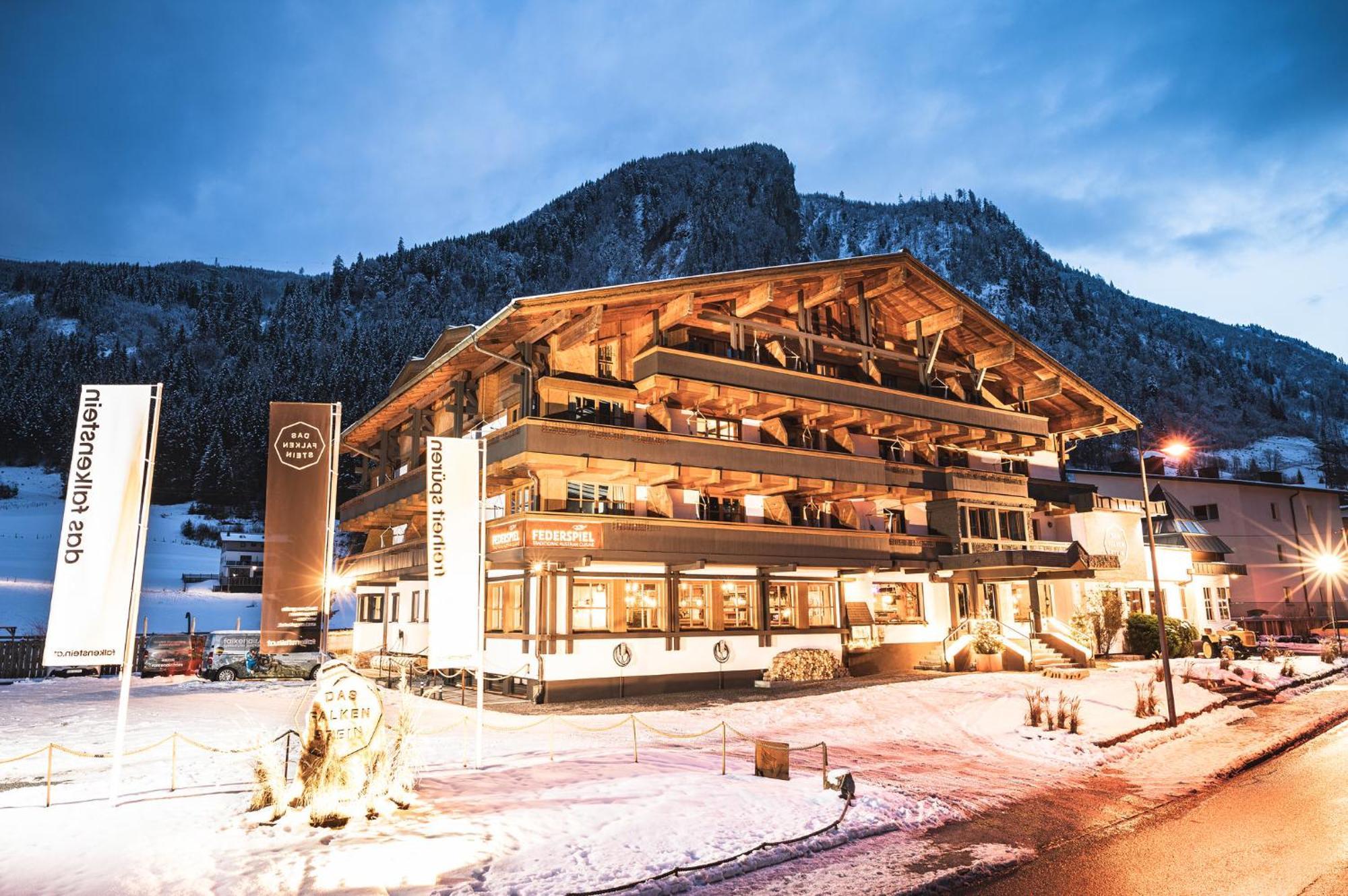 Sport & Wellness Falkenstein - Natural Swimming - Matrix Gym - Summercard Inklusive - Authentic Experience - Flying Wellness With Pool 4* Kaprun
