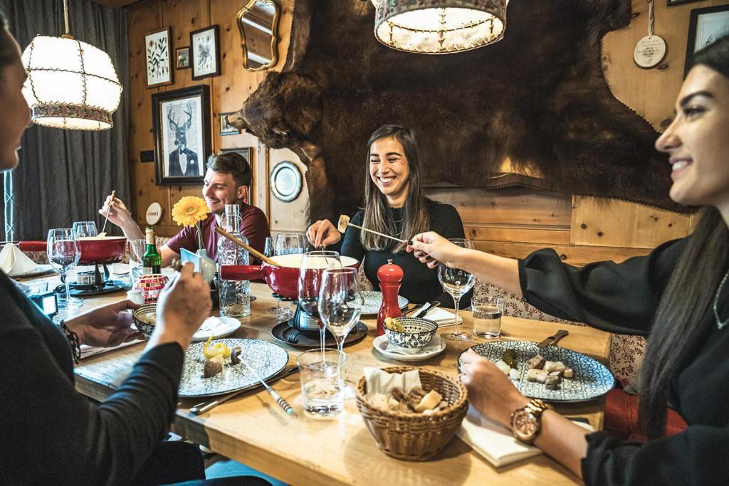Sport & Wellness Falkenstein - Natural Swimming - Matrix Gym - Summercard Inklusive - Authentic Experience - Flying Wellness With Pool 4* Kaprun